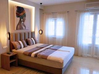The luxurious bedroom with all comforts