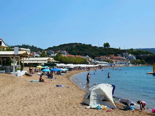 The sandy beach in Finikounda