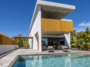 ALMARA BANDOL SUR MER