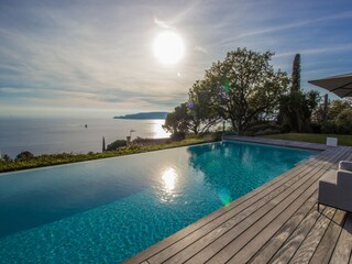 Villa Toulon Buitenaudio-opname 11