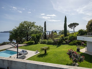 Villa Toulon Outdoor Recording 17