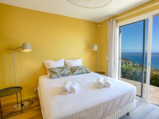 Villa Carqueiranne Features 19
