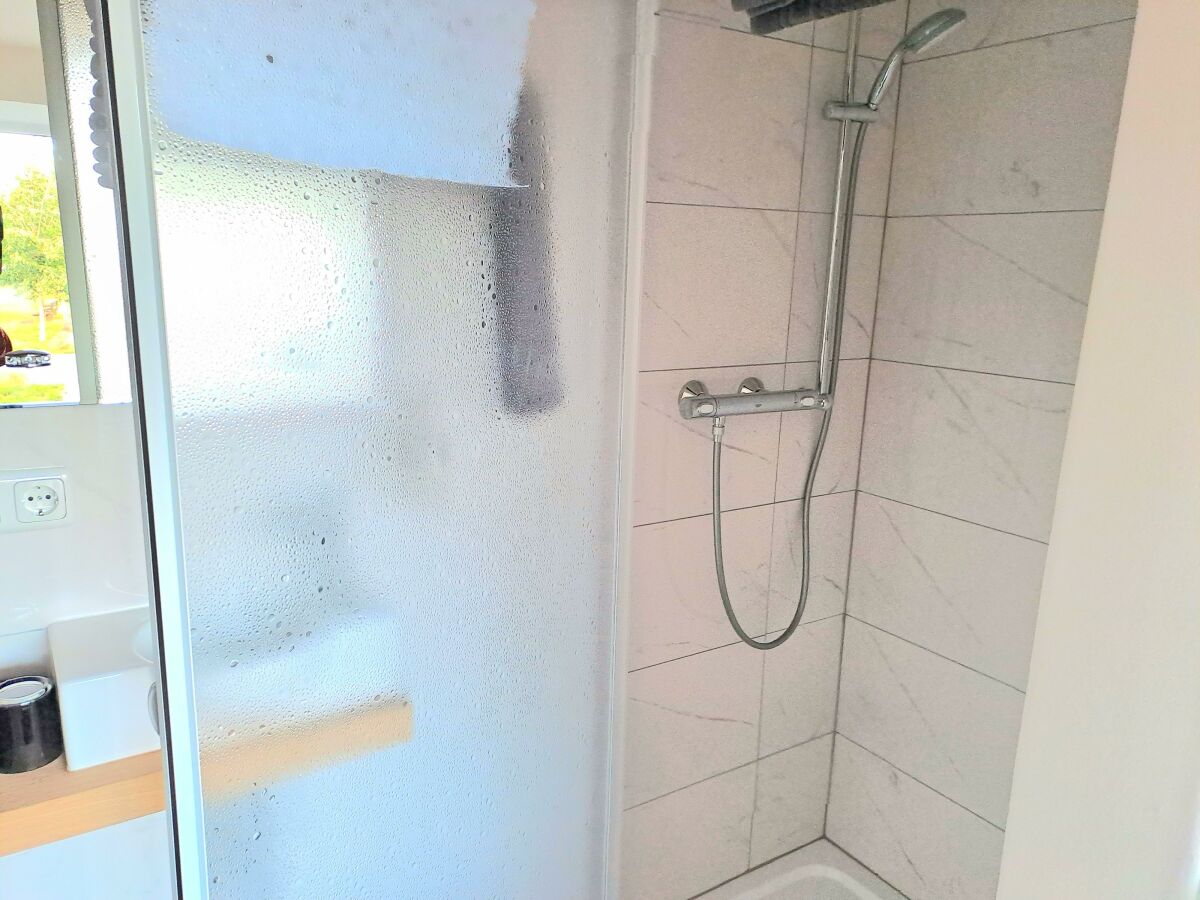 Dusche im Appartement