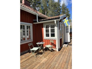 Windgeschützte kl. Terrasse