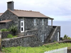 Cozy holiday apartment near the sea - Ribeiras - image1