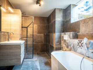 Badezimmer Souterrain Landhaus Buytencoogh
