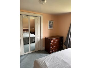 Schlafzimmer 2 (1. OG)