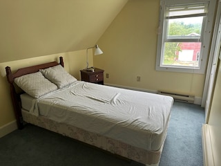 Schlafzimmer 3 (1. OG)