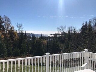 Ausblick von der Terrasse auf Sable River und Atlantik