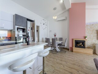 Apartamento Dugi Rat Características 29