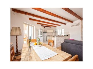 Villa Krmed Caratteristiche 12