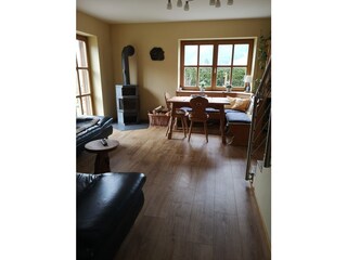 EG Wohnzimmer mit direktem Zugang zur Gartenterrasse