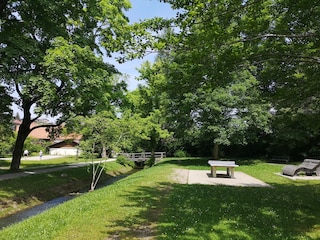 Kurpark mit Boulebahn und Tischtennisplatte