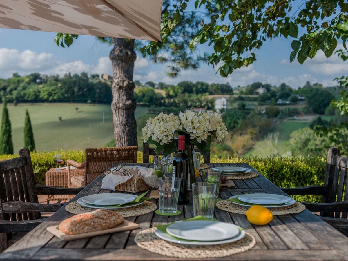 Casa Antonio - Tisch im Freien mit Panoramablick