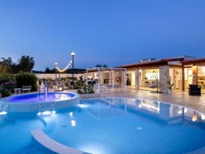 Parc de vacances Agréable appartement avec piscine commune dans une résidence à la ferme - Vieste - image1