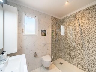 Holiday house Denia Features 38