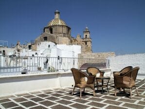Holiday house Wohnung im Zentrum von Ostuni mit Garten - Ostuni - image1