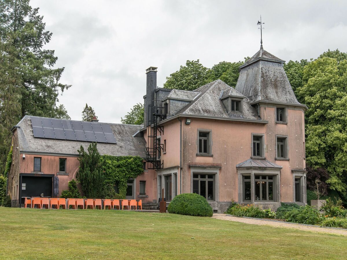 Schloss Robelmont Außenaufnahme 8