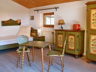 Schlafzimmer groß, 1 Doppelbett, 1 Einzelbett