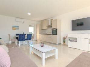 Holiday apartment Loncaric 2