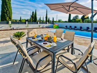 Ferienhaus Bogomolje Außenaufnahme 1