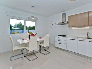 Holiday house Bogomolje Features 37