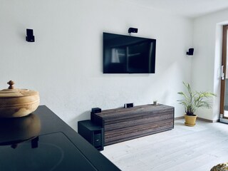 Smart TV samt Surround System