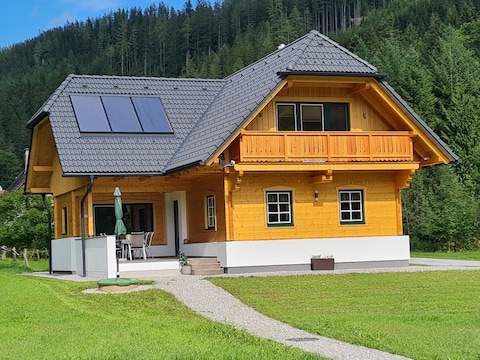 Luxus Chalet "Familie Leitner"