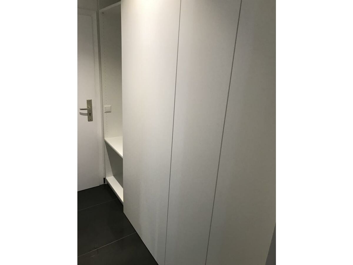 Flurschrank