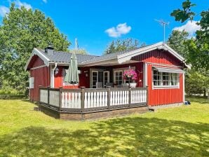 Holiday house 4 person holiday home in FÄRJESTADEN - Kalmar - image1