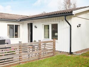 Holiday house 6 Personen Ferienhaus in LAHOLM - Våxtorp - image1