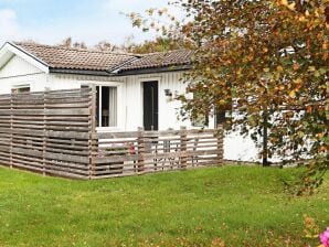 Holiday house 6 Personen Ferienhaus in LAHOLM - Våxtorp - image1