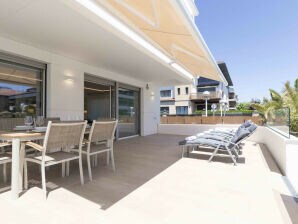 Brunet II | The Rentals Collection