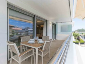 Brunet V | The Rentals Collection