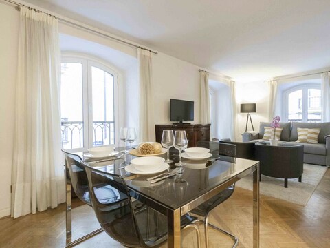 Apartment Loreak | The Rentals Collection