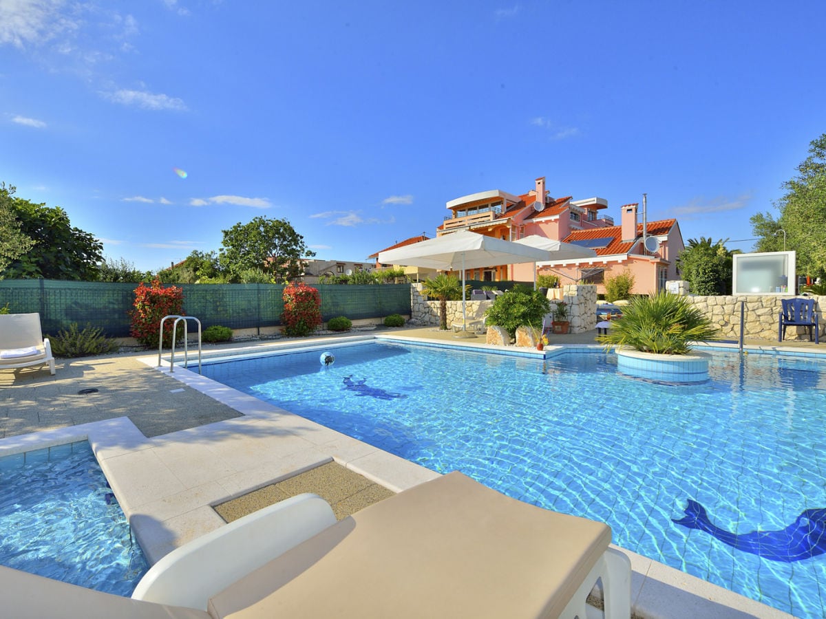 Schönste villa mit Pool in Zadar