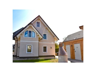 Hausansicht von hinten
