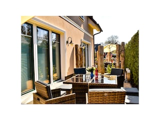 Möblierte Terrasse