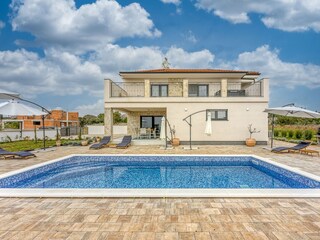 Villa Krnica Buitenaudio-opname 2
