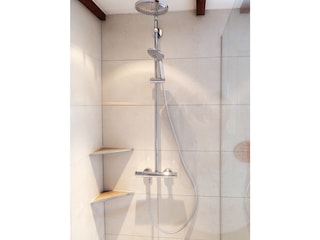 Dusche mit Wellnessduschkopf