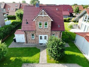 Ferienhaus Kapitänshaus Niclas - Schönberger Strand - image1