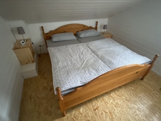 Schlafzimmer OG