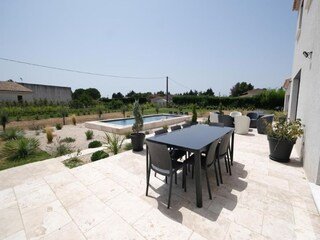 Villa Arles Outdoor Recording 6