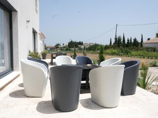 Villa Arles Outdoor Recording 9