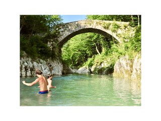 Badefluß Nadiza ein der wärmsten Europas