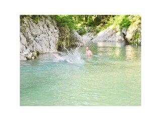 Badefluß Nadiza ein der wärmsten Europas