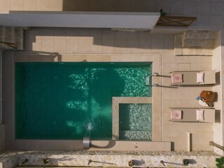 Villa Kalamaki Outdoor Recording 3