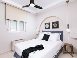 Villa Kalamaki Features 25