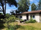 Ferienhaus Rückseite Garten Terrasse