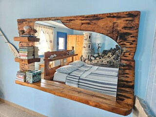 Schlafzimmer großer Spiegel
